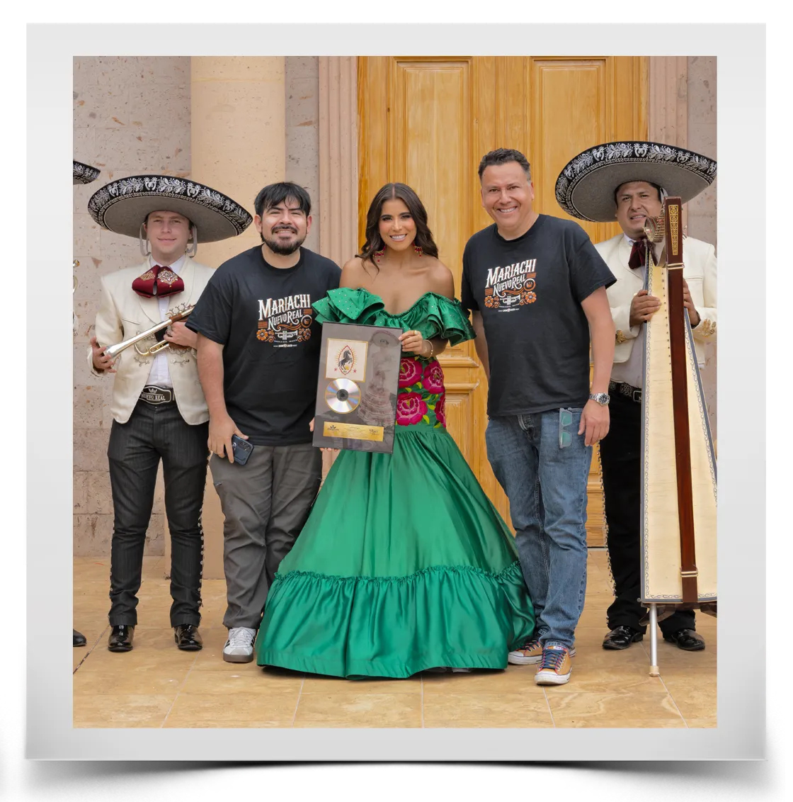 Hijas De Jalisco | Lidia Hernágui